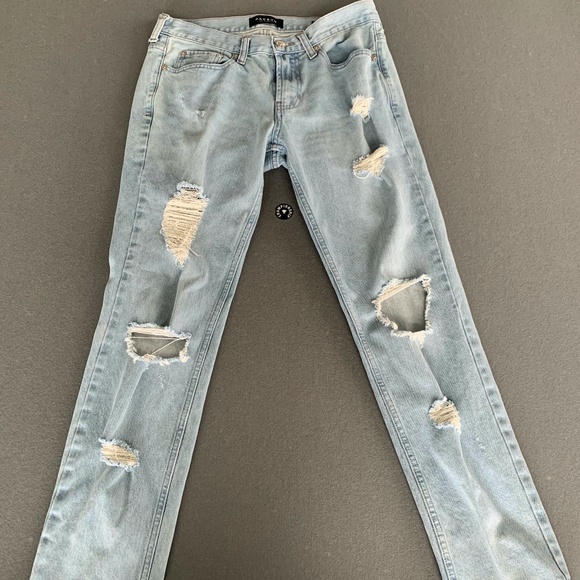 PacSun Skinny Fit Distressed Jeans 30 x 30 - Picture 1 of 3